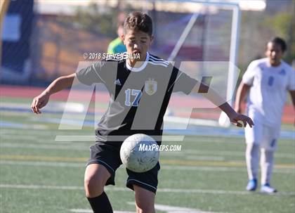 Thumbnail 3 in San Diego vs. San Ysidro (San Diego Holiday Tournament) photogallery.