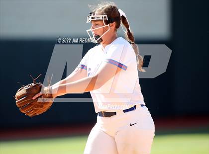Thumbnail 1 in Bullard vs. Sweeny (UIL 4A Softball Semifinal) photogallery.