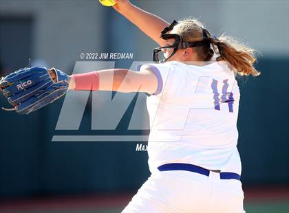 Thumbnail 3 in Bullard vs. Sweeny (UIL 4A Softball Semifinal) photogallery.