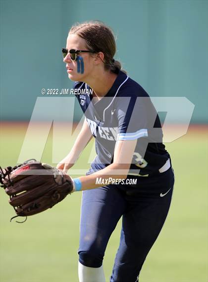 Thumbnail 2 in Bullard vs. Sweeny (UIL 4A Softball Semifinal) photogallery.