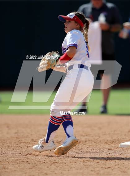 Thumbnail 2 in Bullard vs. Sweeny (UIL 4A Softball Semifinal) photogallery.