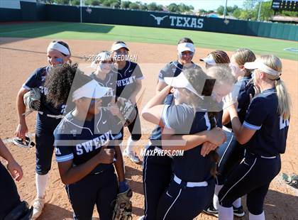 Thumbnail 3 in Bullard vs. Sweeny (UIL 4A Softball Semifinal) photogallery.
