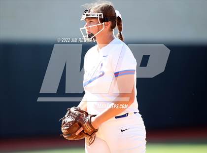 Thumbnail 2 in Bullard vs. Sweeny (UIL 4A Softball Semifinal) photogallery.