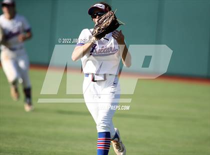 Thumbnail 3 in Bullard vs. Sweeny (UIL 4A Softball Semifinal) photogallery.
