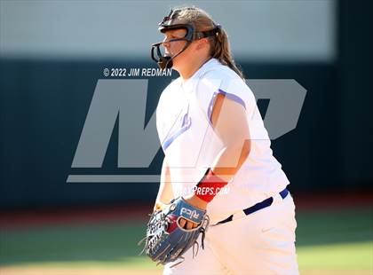 Thumbnail 1 in Bullard vs. Sweeny (UIL 4A Softball Semifinal) photogallery.