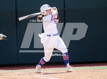 Thumbnail 1 in Bullard vs. Sweeny (UIL 4A Softball Semifinal) photogallery.