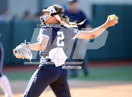 Thumbnail 2 in Bullard vs. Sweeny (UIL 4A Softball Semifinal) photogallery.