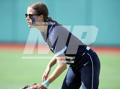 Thumbnail 3 in Bullard vs. Sweeny (UIL 4A Softball Semifinal) photogallery.