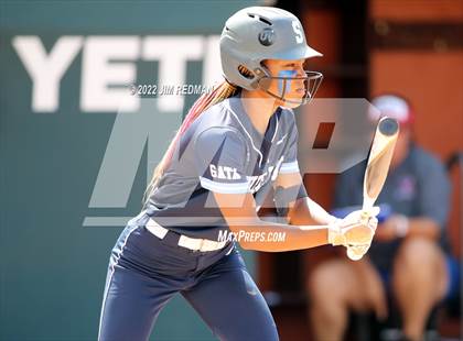 Thumbnail 3 in Bullard vs. Sweeny (UIL 4A Softball Semifinal) photogallery.