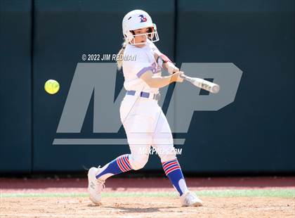 Thumbnail 3 in Bullard vs. Sweeny (UIL 4A Softball Semifinal) photogallery.