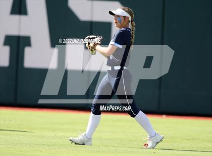 Thumbnail 3 in Bullard vs. Sweeny (UIL 4A Softball Semifinal) photogallery.
