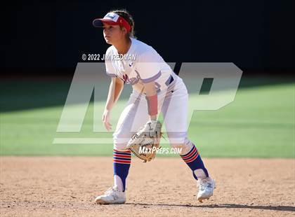 Thumbnail 1 in Bullard vs. Sweeny (UIL 4A Softball Semifinal) photogallery.