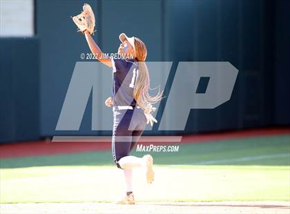 Thumbnail 2 in Bullard vs. Sweeny (UIL 4A Softball Semifinal) photogallery.