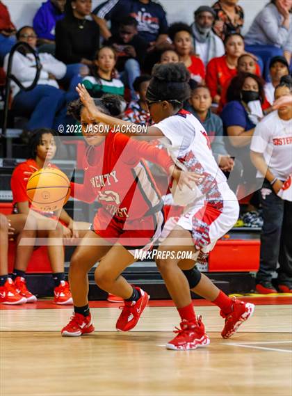 Thumbnail 1 in Seventy-First @ Hoke County photogallery.