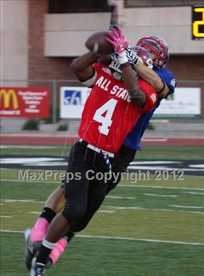 Thumbnail 3 in CHSCA Colorado All-State Football Game (North vs. South) photogallery.