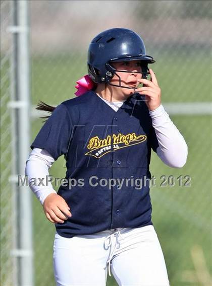 Thumbnail 1 in Highland vs Golden Valley (Mira Monte Invitational) photogallery.