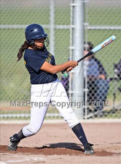 Thumbnail 1 in Highland vs Golden Valley (Mira Monte Invitational) photogallery.