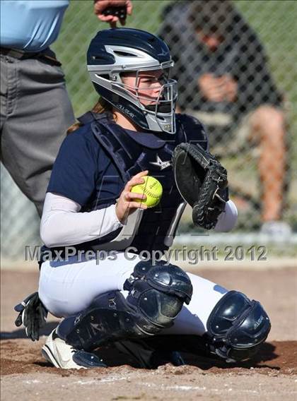 Thumbnail 2 in Highland vs Golden Valley (Mira Monte Invitational) photogallery.