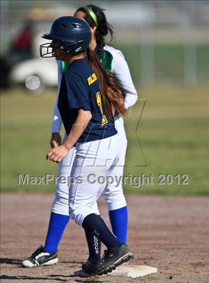 Thumbnail 3 in Highland vs Golden Valley (Mira Monte Invitational) photogallery.