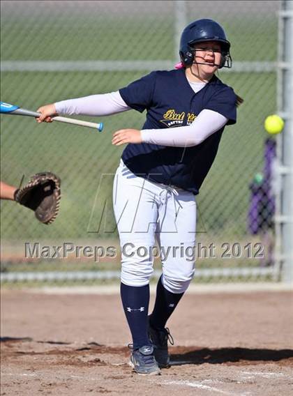 Thumbnail 1 in Highland vs Golden Valley (Mira Monte Invitational) photogallery.