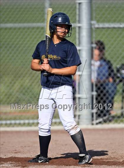 Thumbnail 1 in Highland vs Golden Valley (Mira Monte Invitational) photogallery.