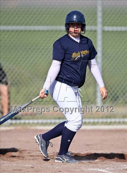 Thumbnail 1 in Highland vs Golden Valley (Mira Monte Invitational) photogallery.