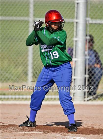 Thumbnail 1 in Highland vs Golden Valley (Mira Monte Invitational) photogallery.