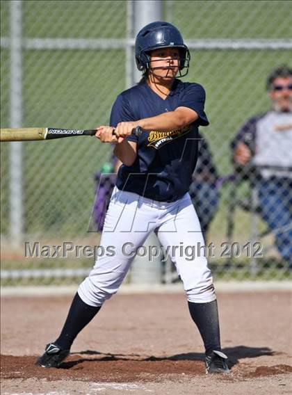 Thumbnail 3 in Highland vs Golden Valley (Mira Monte Invitational) photogallery.