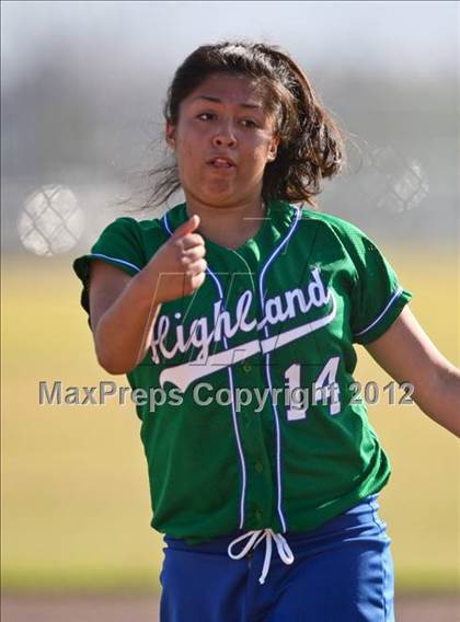 Thumbnail 1 in Highland vs Golden Valley (Mira Monte Invitational) photogallery.