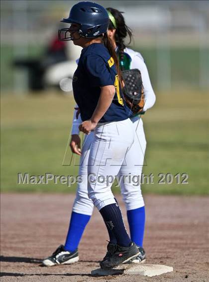 Thumbnail 1 in Highland vs Golden Valley (Mira Monte Invitational) photogallery.