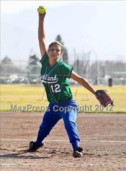 Thumbnail 1 in Highland vs Golden Valley (Mira Monte Invitational) photogallery.