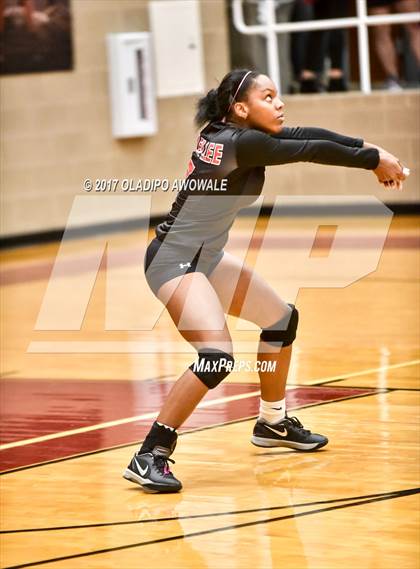 Thumbnail 1 in Lee [Robert E.] @ Rockwall Heath photogallery.