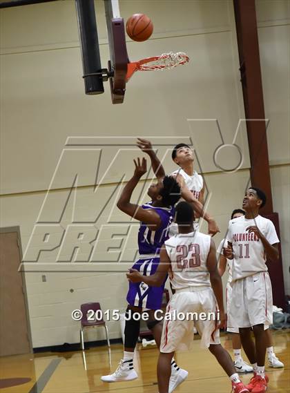 Thumbnail 1 in Lee [Robert E.] vs Warren (SACS Invitational) photogallery.