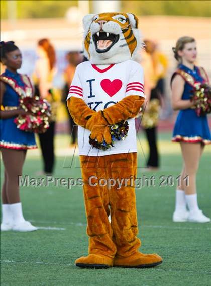 Thumbnail 1 in Klein Oak @ Klein Collins photogallery.