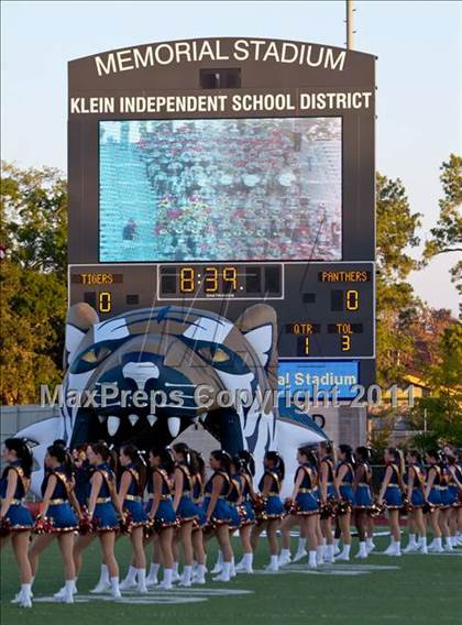 Thumbnail 1 in Klein Oak @ Klein Collins photogallery.