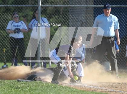 Thumbnail 1 in Smithsburg @ Williamsport photogallery.