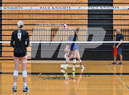 Thumbnail 1 in Mount Paran Christian vs. Columbus photogallery.