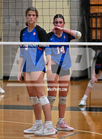 Thumbnail 1 in Mount Paran Christian vs. Columbus photogallery.