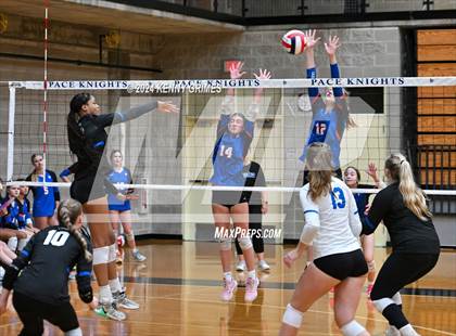 Thumbnail 1 in Mount Paran Christian vs. Columbus photogallery.