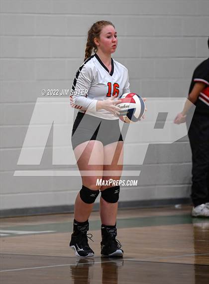 Thumbnail 3 in Three Rivers vs Schulenburg (UIL 2A Region 4 Semifinal Playoff) photogallery.