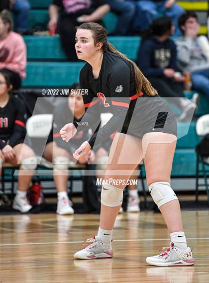 Thumbnail 3 in Three Rivers vs Schulenburg (UIL 2A Region 4 Semifinal Playoff) photogallery.