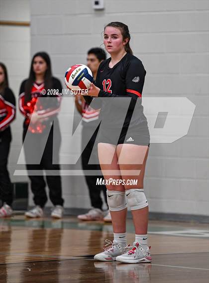 Thumbnail 2 in Three Rivers vs Schulenburg (UIL 2A Region 4 Semifinal Playoff) photogallery.