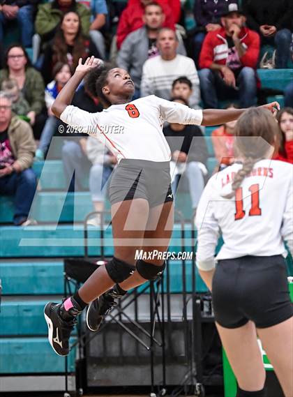 Thumbnail 3 in Three Rivers vs Schulenburg (UIL 2A Region 4 Semifinal Playoff) photogallery.