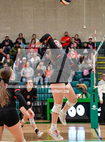 Thumbnail 1 in Three Rivers vs Schulenburg (UIL 2A Region 4 Semifinal Playoff) photogallery.
