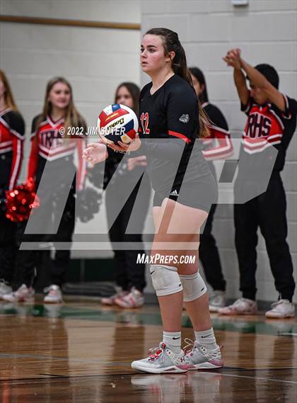 Thumbnail 2 in Three Rivers vs Schulenburg (UIL 2A Region 4 Semifinal Playoff) photogallery.