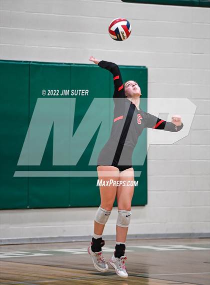 Thumbnail 1 in Three Rivers vs Schulenburg (UIL 2A Region 4 Semifinal Playoff) photogallery.
