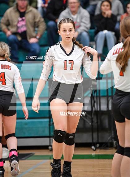 Thumbnail 3 in Three Rivers vs Schulenburg (UIL 2A Region 4 Semifinal Playoff) photogallery.