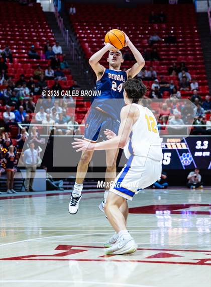 Thumbnail 2 in Brighton vs. Orem (UHSAA 5A Quarterfinal) photogallery.