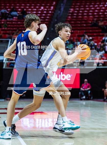 Thumbnail 2 in Brighton vs. Orem (UHSAA 5A Quarterfinal) photogallery.