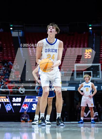 Thumbnail 2 in Brighton vs. Orem (UHSAA 5A Quarterfinal) photogallery.